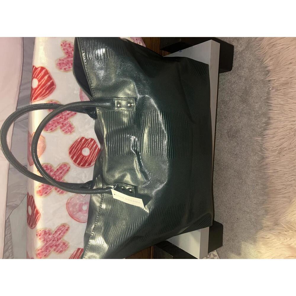 Lulu Dharma Large Tote Bag - Stylish & Functional